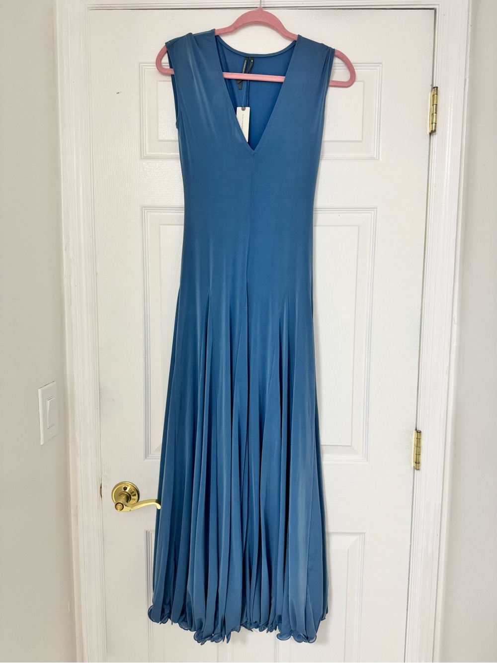 Sleeveless V-Neck Bubble Hem Maxi Dress